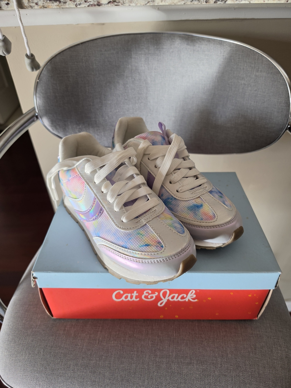 Cat & Jack Kids Iridescent Lavender-White Sneakers